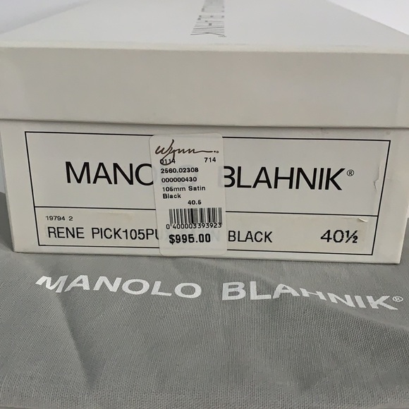 Manolo Blahnik Rare Authentic Black Satin Pumps - Picture 14 of 16